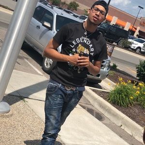 Meet your Posher, Sean